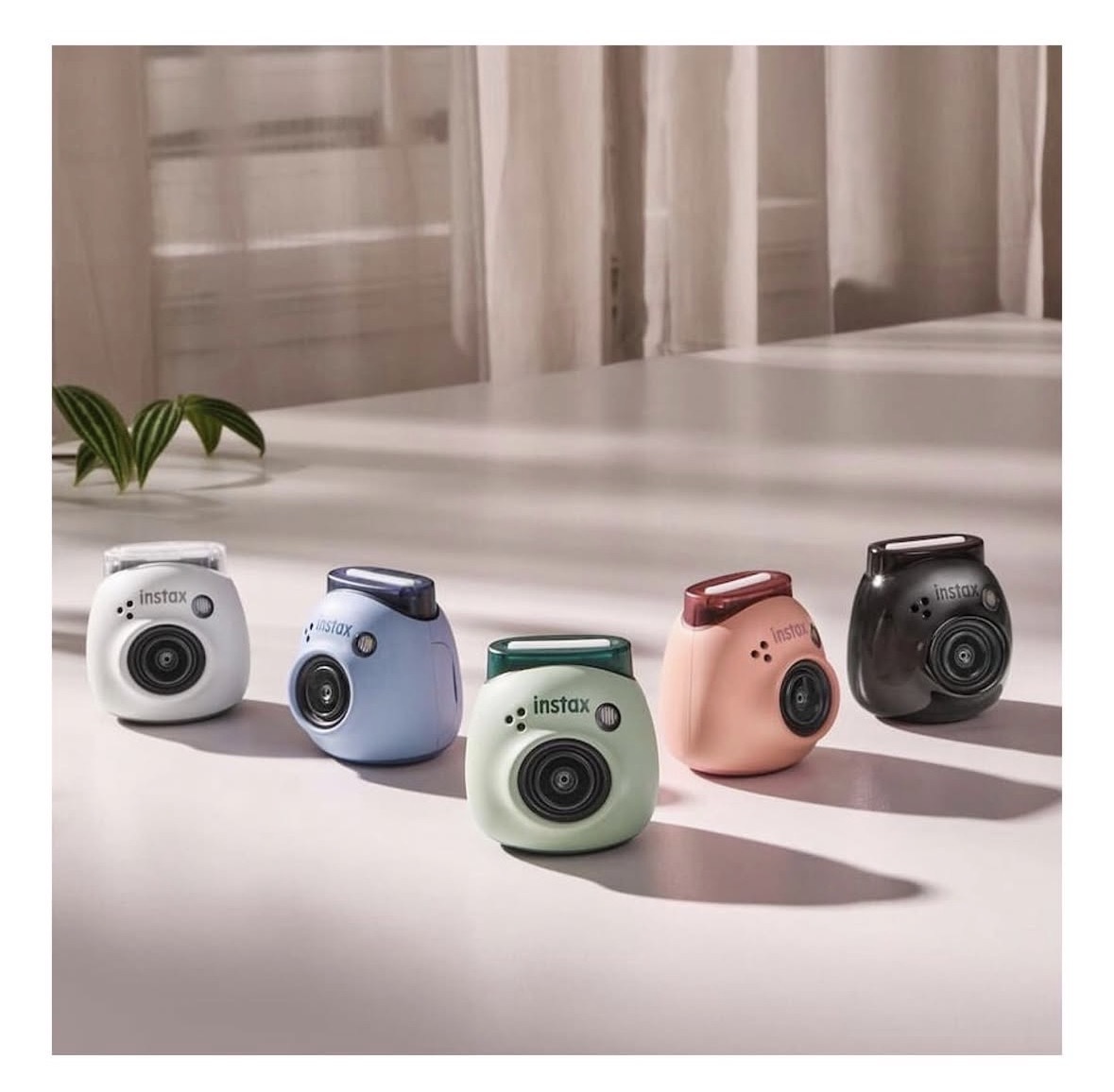 代購-FUJIFILM富士 拍立得 跟馬卡龍一樣甜美可愛♡INSTAX Pal  迷你相機 小相機 輕便型 閃光燈 快門指令 五色