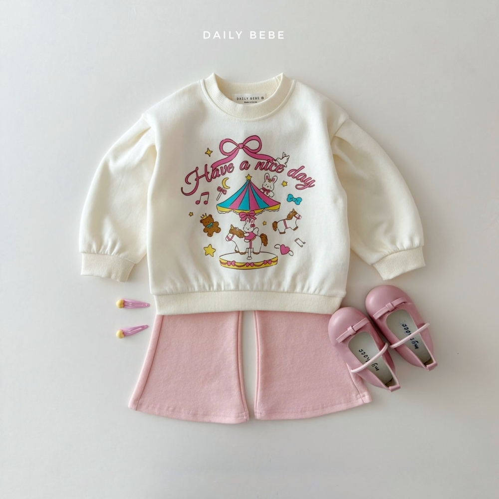 90-150 DB 童趣旋轉木馬大學T 2色