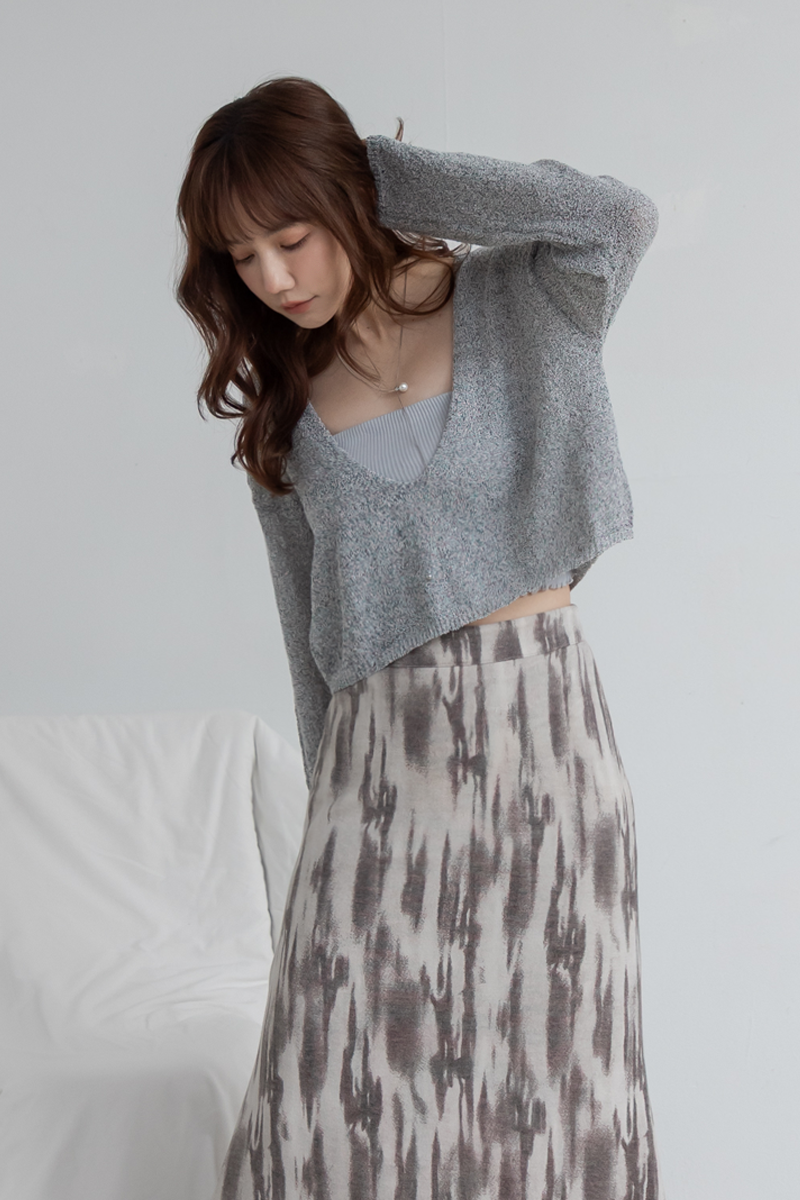 混色大U領針織短版罩衫