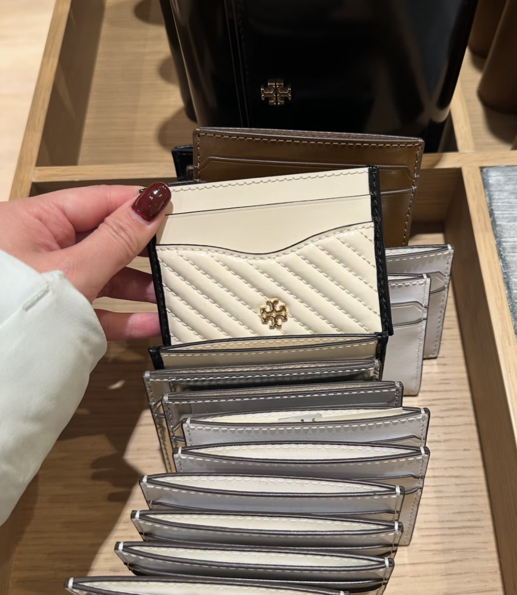 【預購】Tory Burch K022514 Emerson Slim 卡包