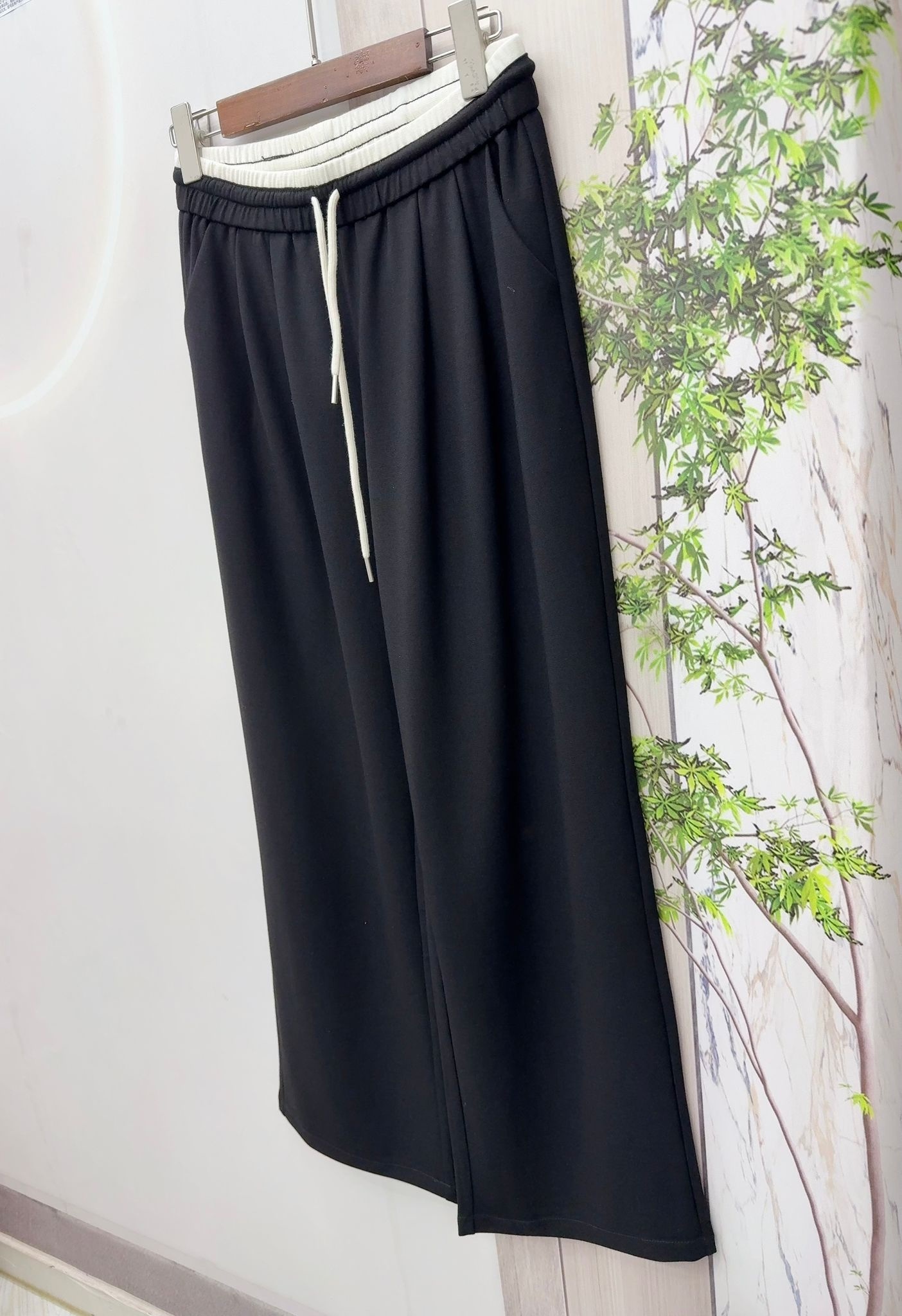 Mar 直筒型黑色褲～145AZ