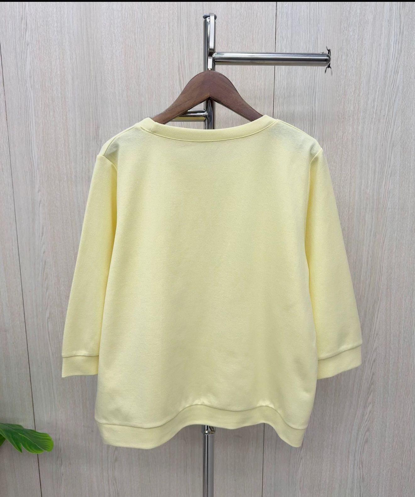 yesica top ~145J