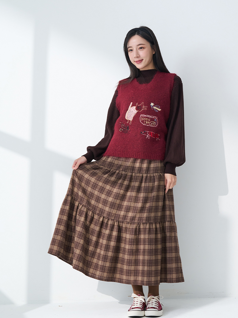 貓咪繡花毛海背心羅紋泡泡袖半高領毛衣格紋法蘭絨蛋糕長裙組合