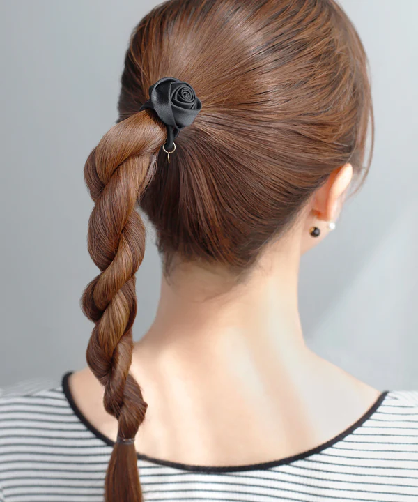 [現貨] ANEMONE 緞面玫瑰髮圈 黑