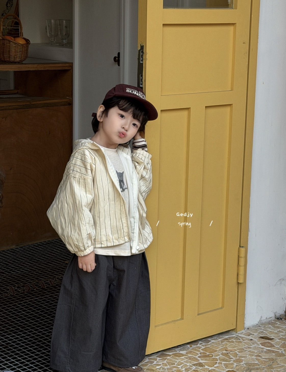 直條紋連帽休閒外套