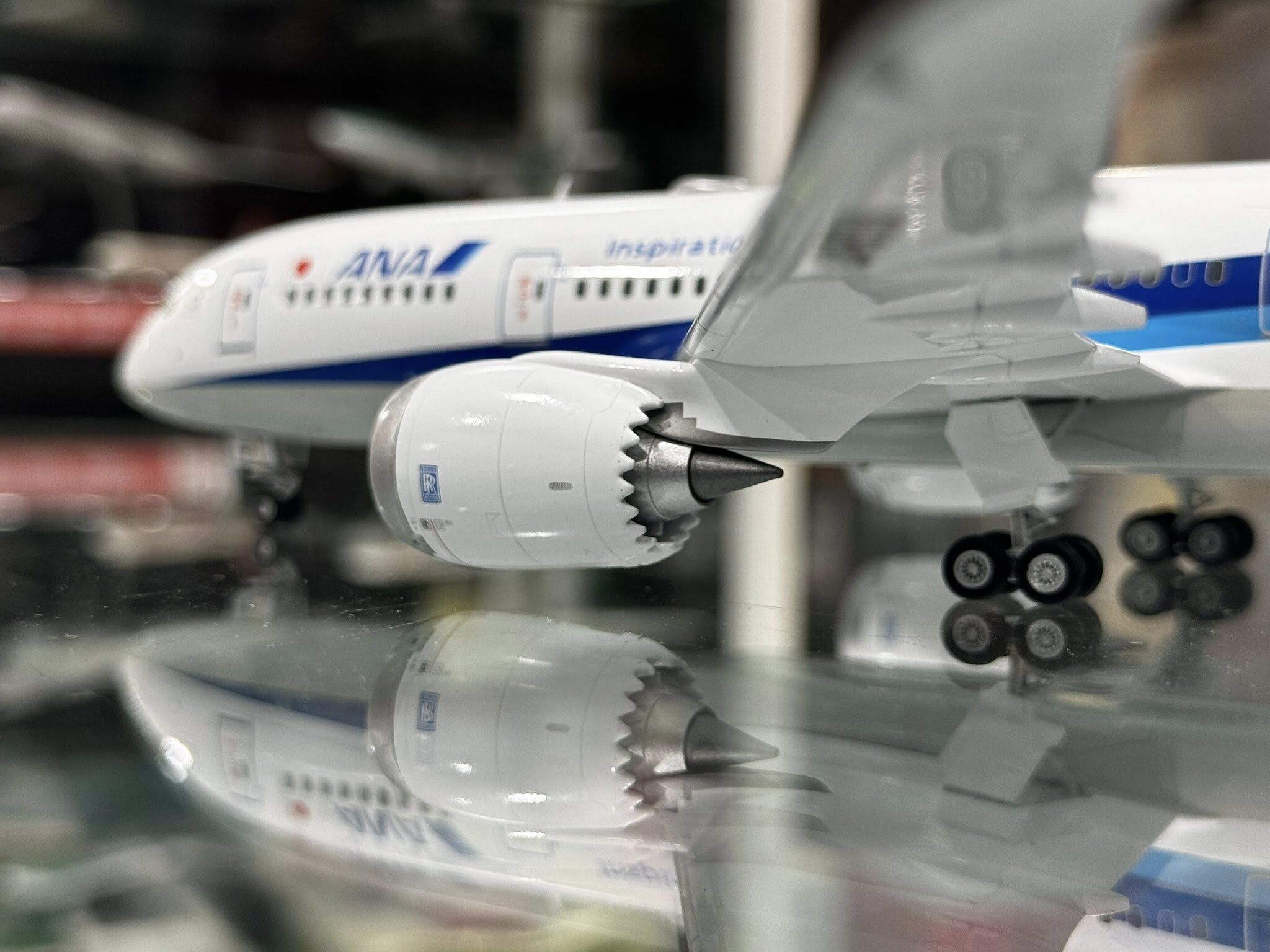 ANA 全日空　B787-8 JA801A sqwings 社製 800x.jpg?