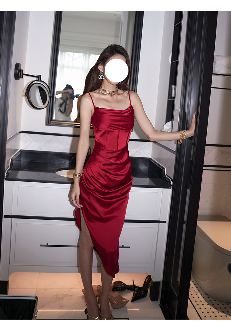 怦然心動 緞面方領收腰洋裝(紅/白)