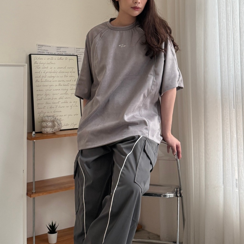 現貨 仿麂皮運動風落肩短T  落肩寬鬆短T 18953