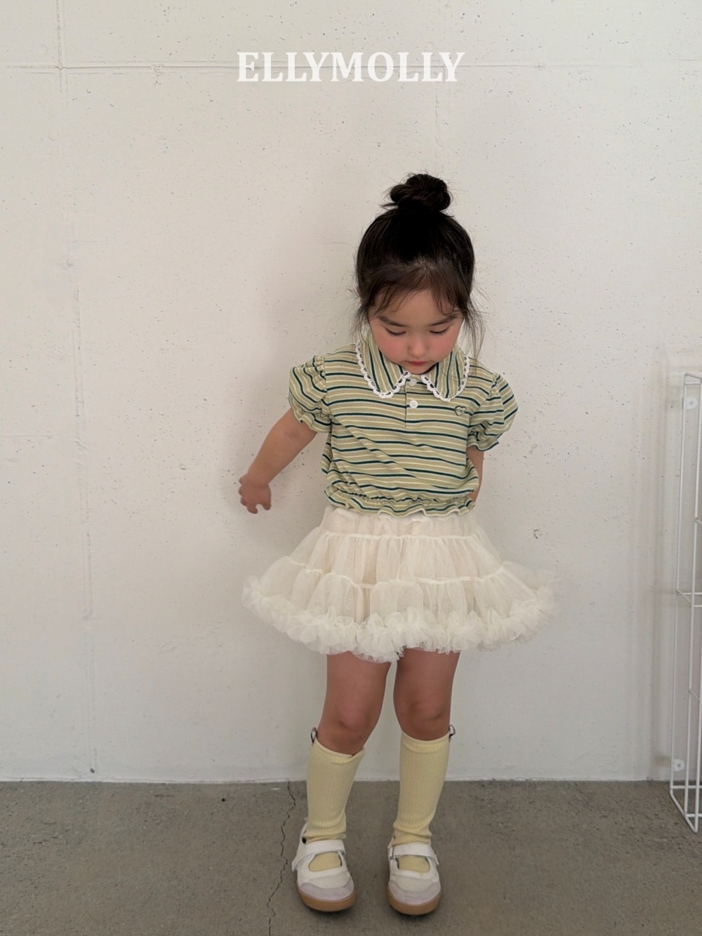 Ellymolly 滾邊領澎澎袖上衣 / 2色