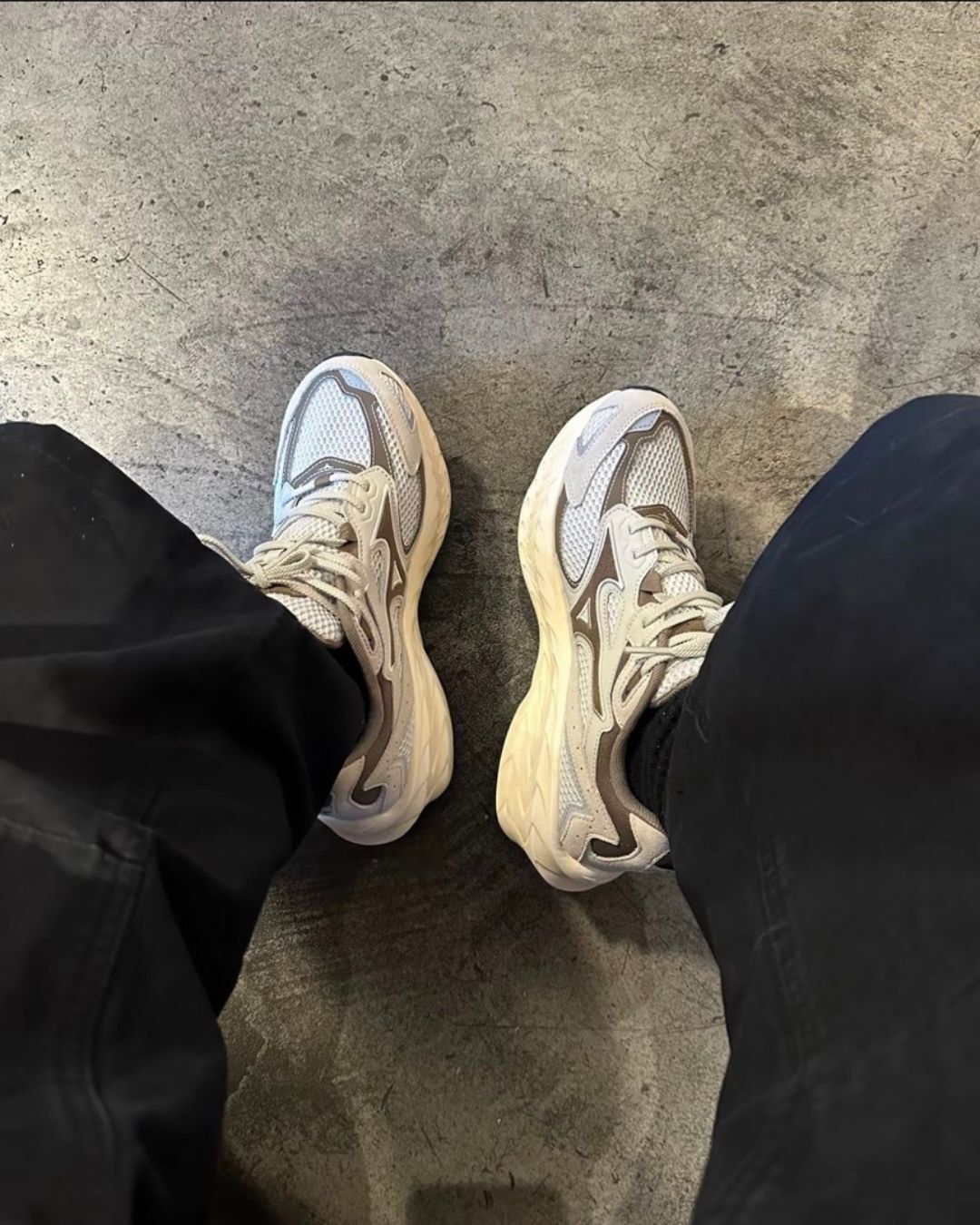 "代購" Mizuno Astro LS 復古厚底慢跑鞋 三色