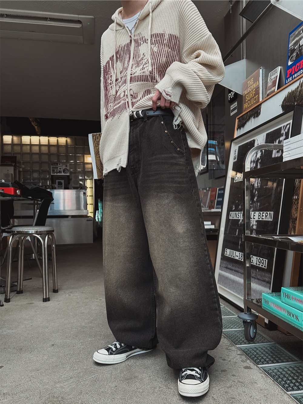 鉚釘翻蓋口袋牛仔褲