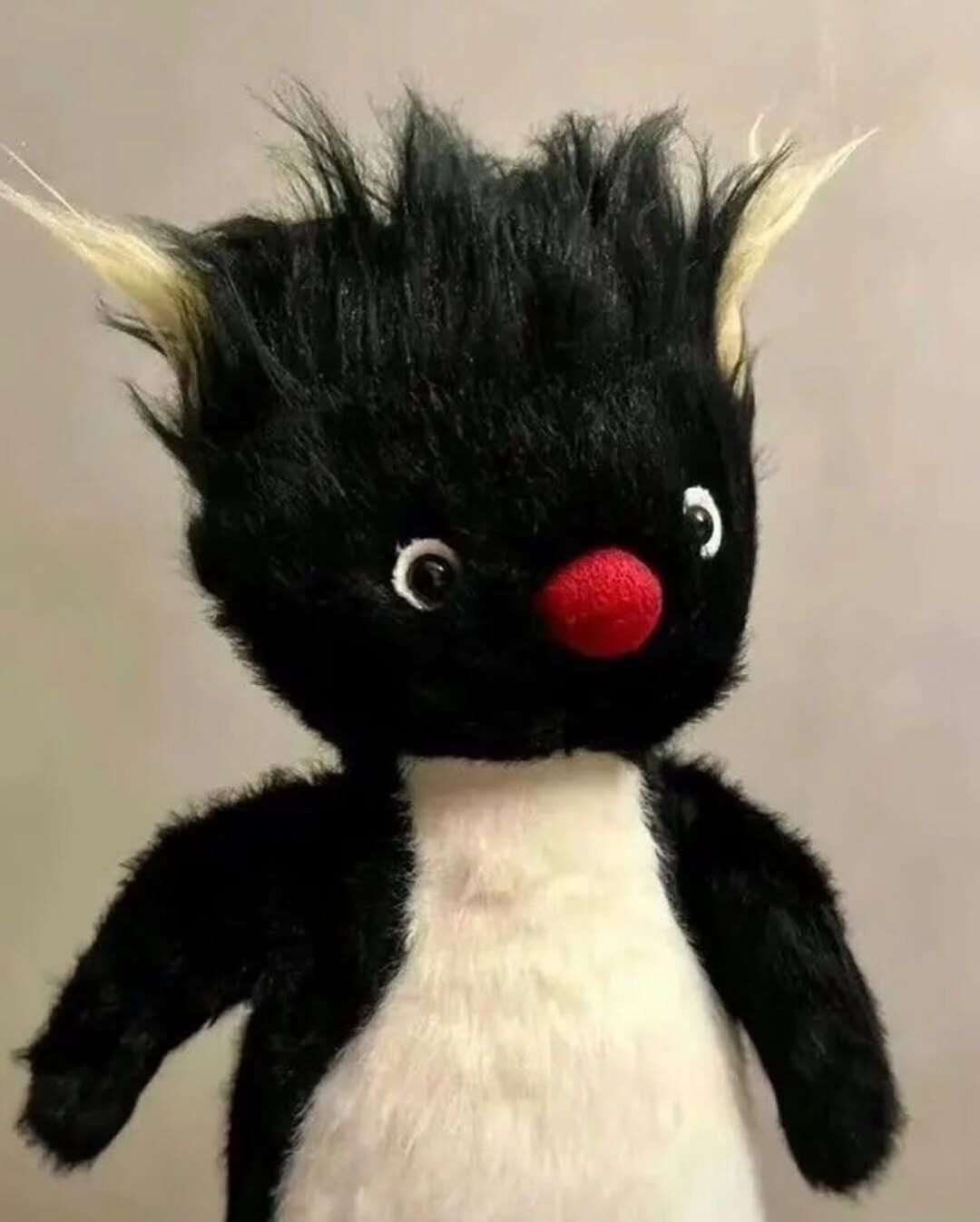 【Luxury】英國 Jellycat 跳岩企鵝/ 炸毛企鵝/ 爆炸頭企鵝/ 25cm 崩潰人生 企鵝家族 pingn