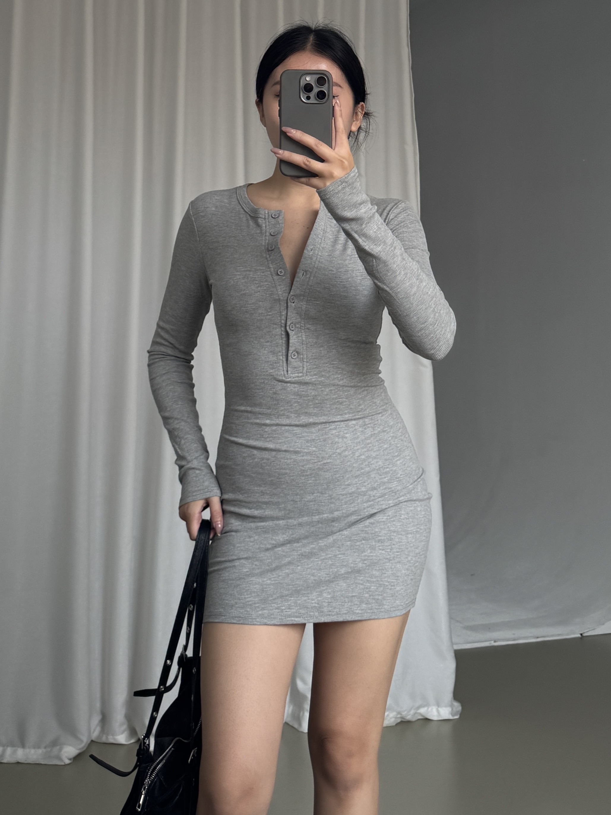 Must Buy🐰亨利領長袖包臀洋裝(2色)