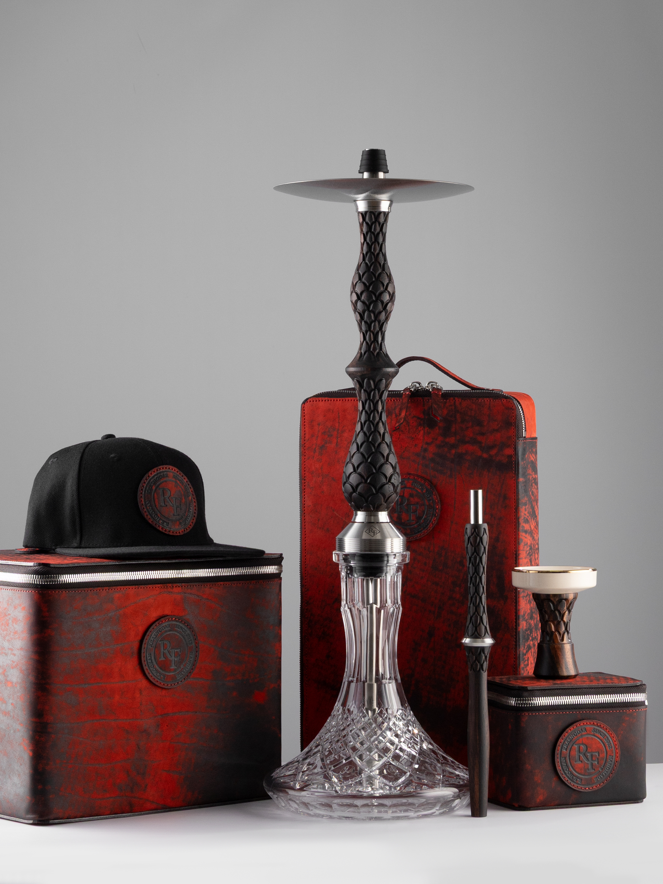 RF hookah - Ebony Macassar - red