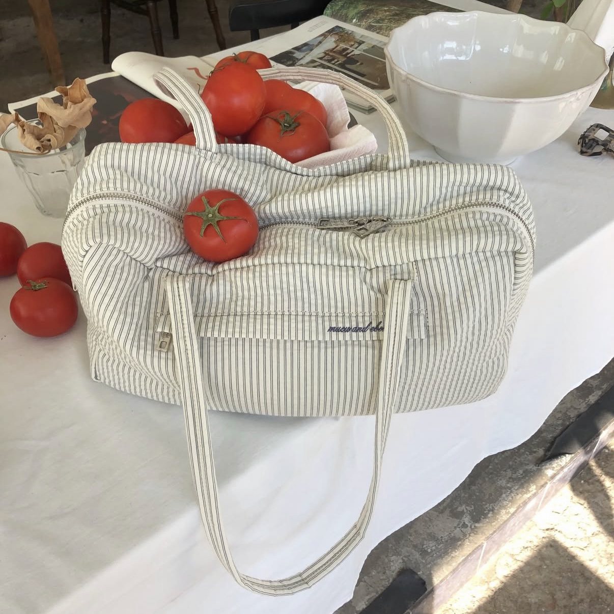 <韓國代購> MUCU AND EBONY COZY SQUARE BAG