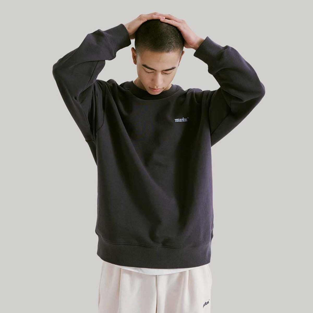 【韓國預購】AKR022502 MARKM 基本小Logo圓領衛衣