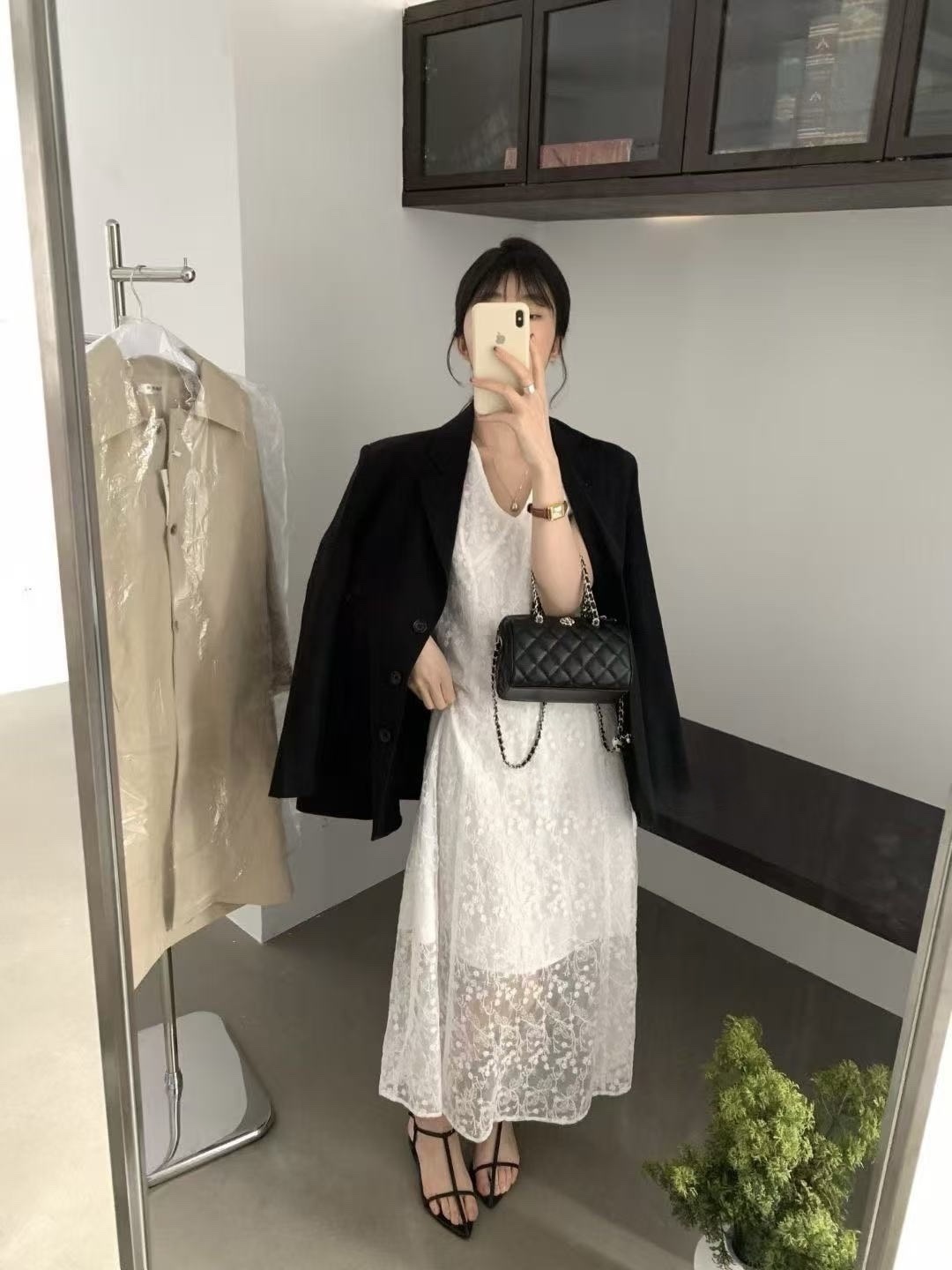 806 法式浪漫V領刺繡蕾絲洋裝