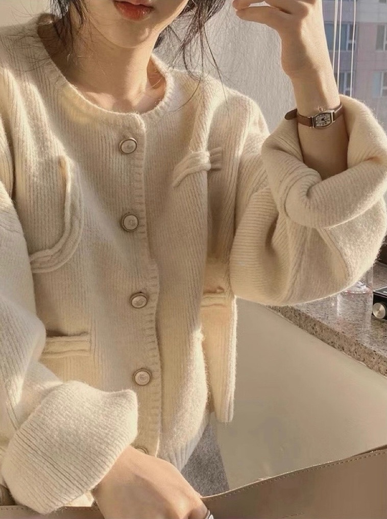 Pretzel knit cardigan