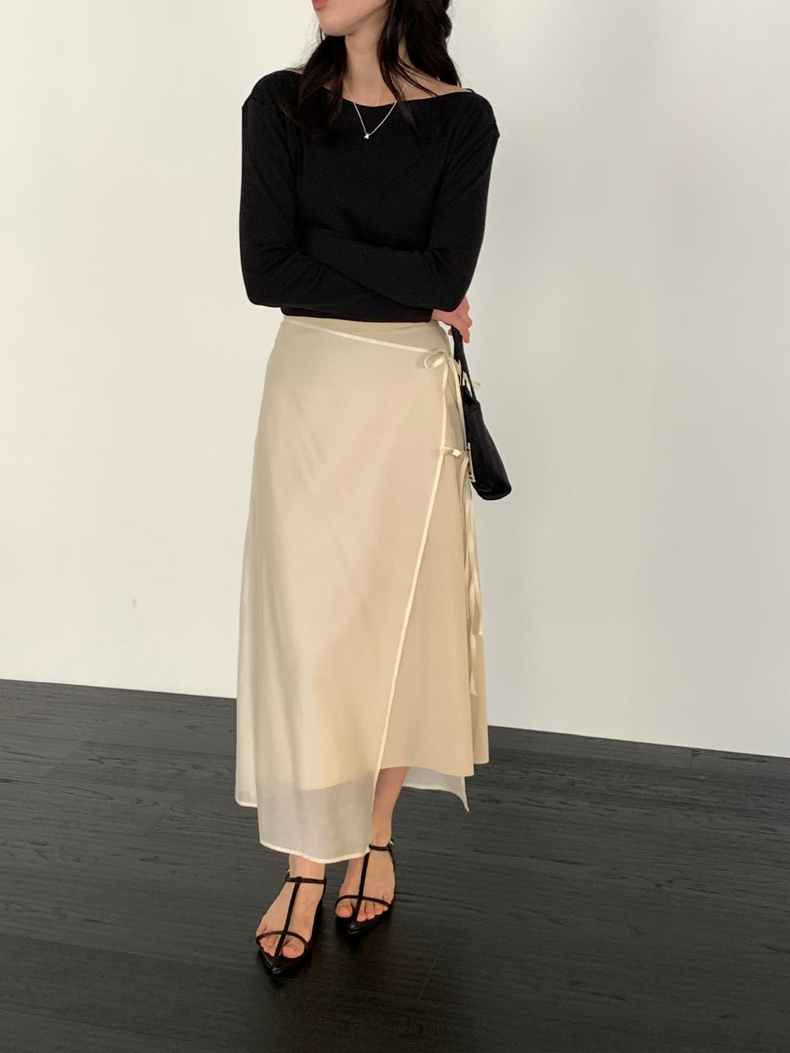 Sheer layered long skirt