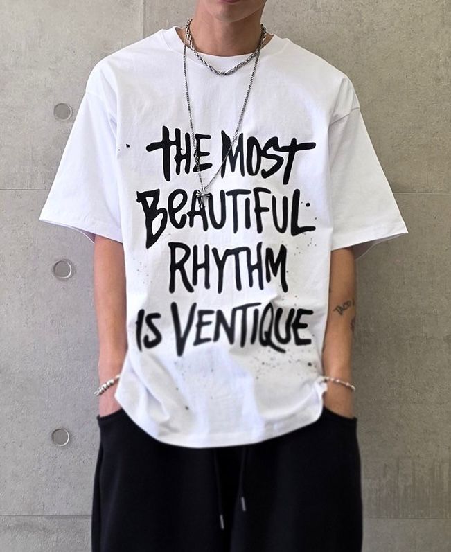 英文字短袖Tee VENTIQUE-086T