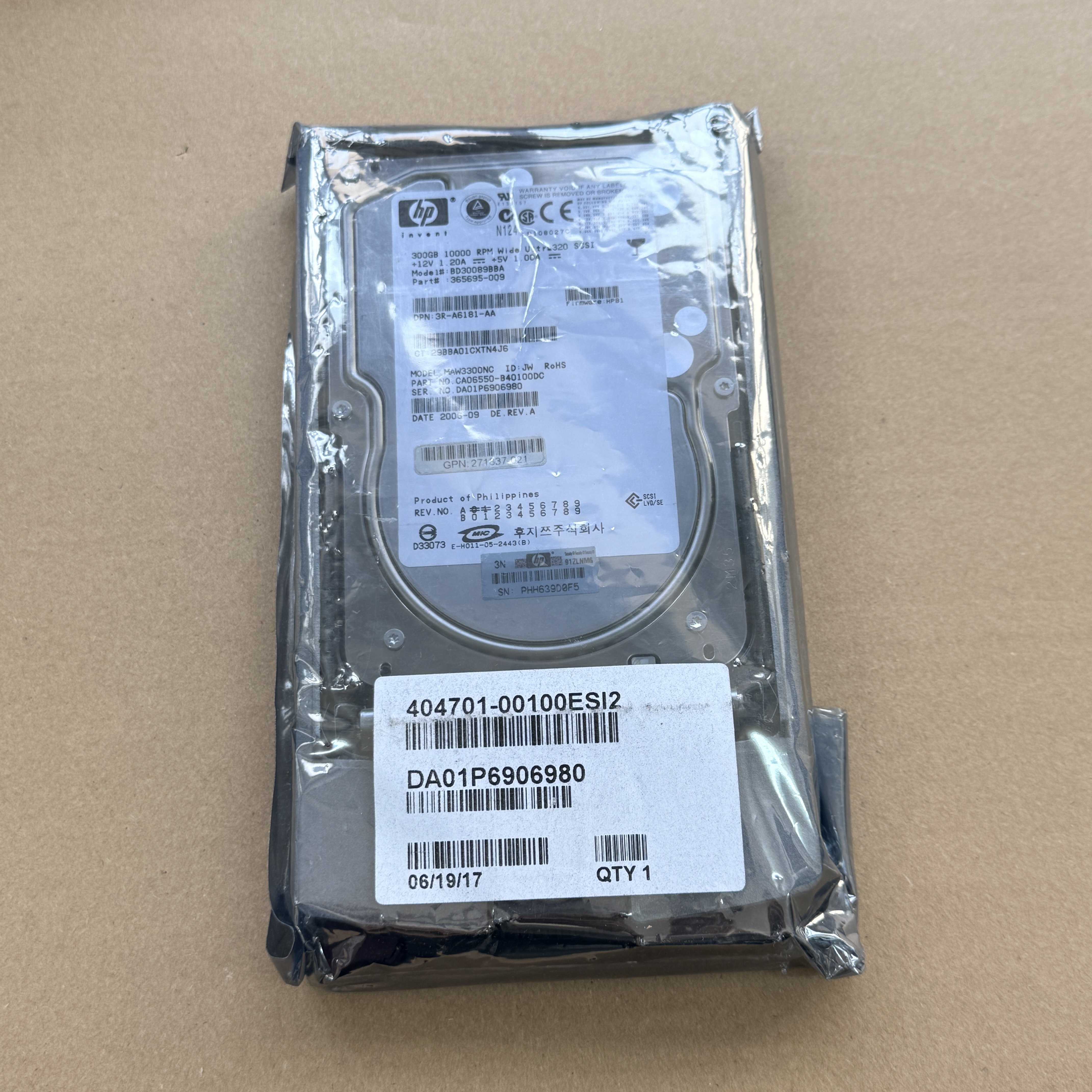404701-001 COMPAQ 300GB 10K U320 PLUGGABLE HDD = 351126-001/ 350964-B22 (翻新)