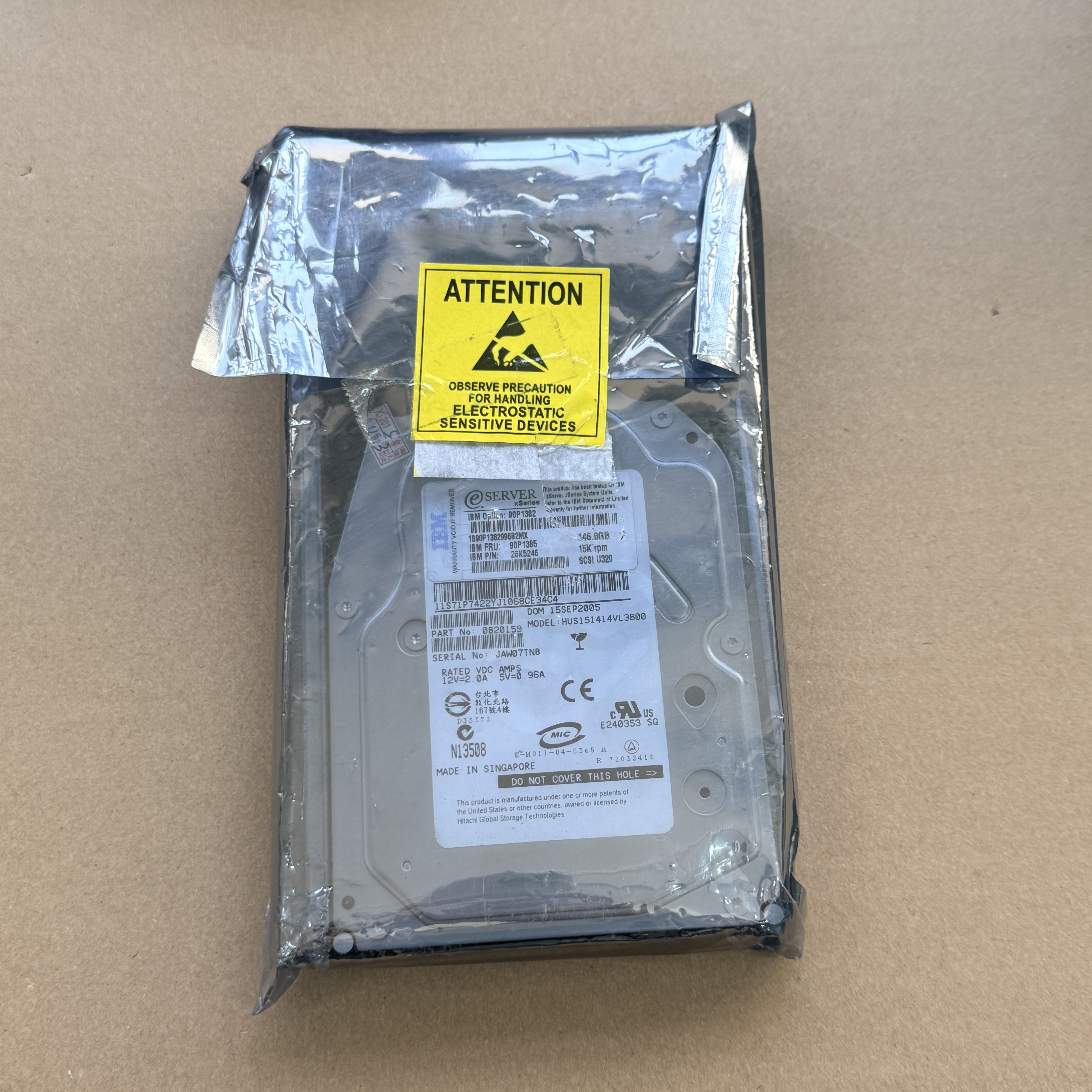 39R7318 IBM 146GB 15K U320 HS HDD = 40K1028, 90P1382 (翻新)