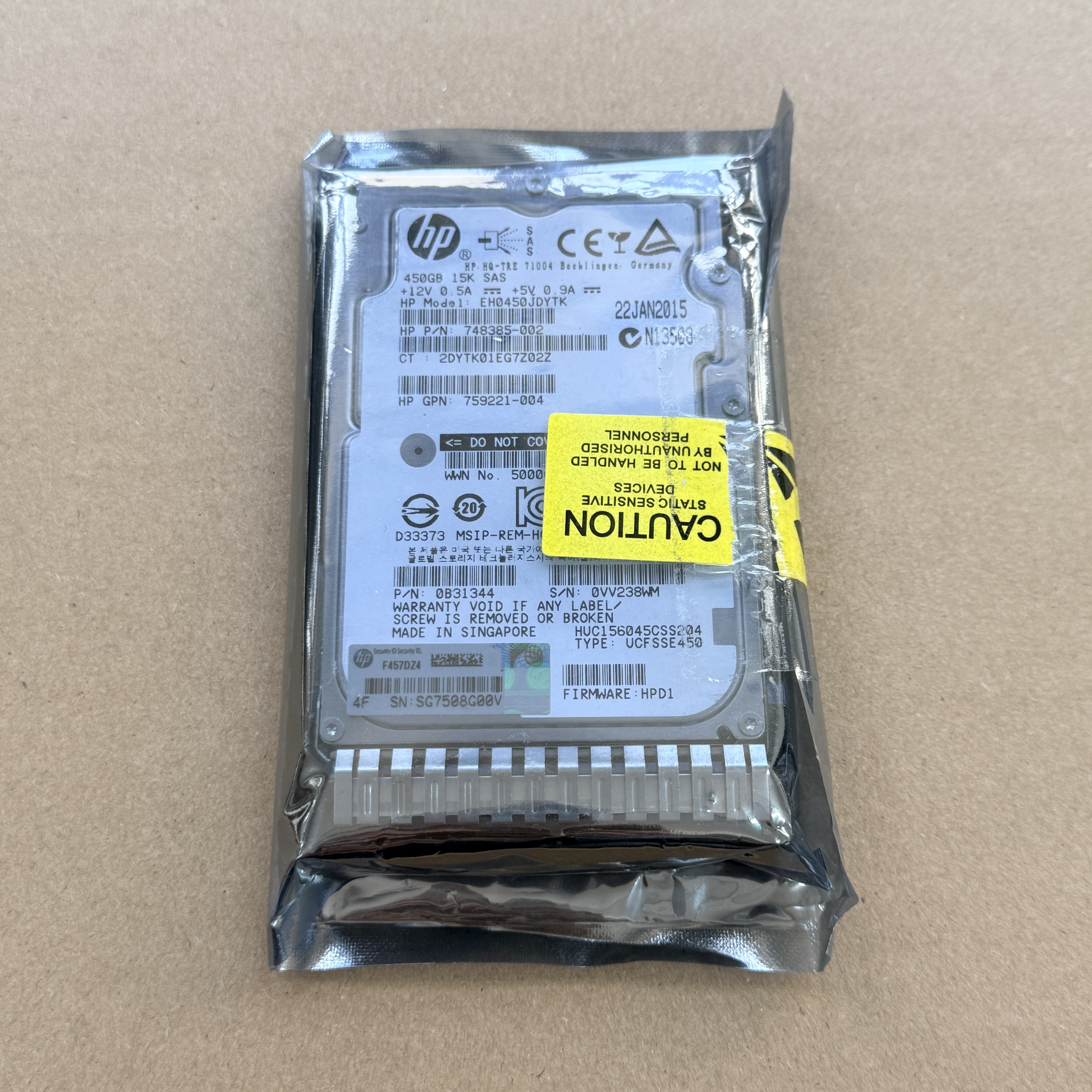 759547-001 HP 2.5" 450GB 15K RPM 12G SAS ENT SC HDD (翻新)