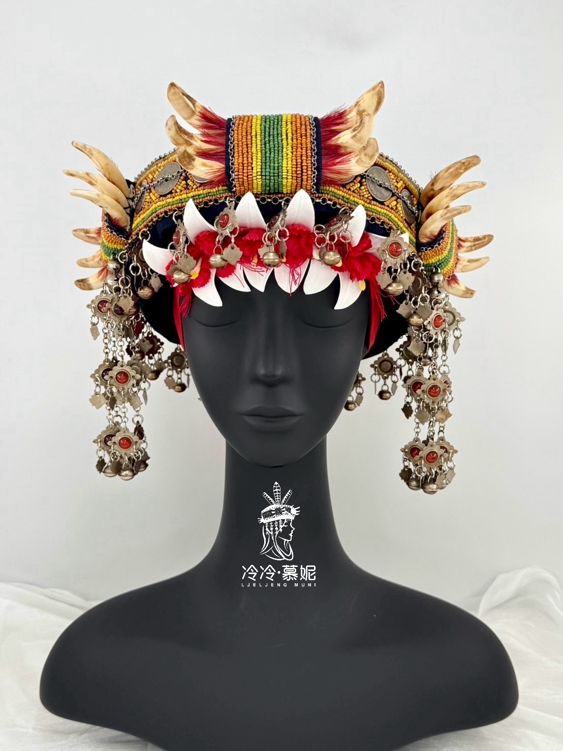 No.89貿易老珠十錢大牙頭飾