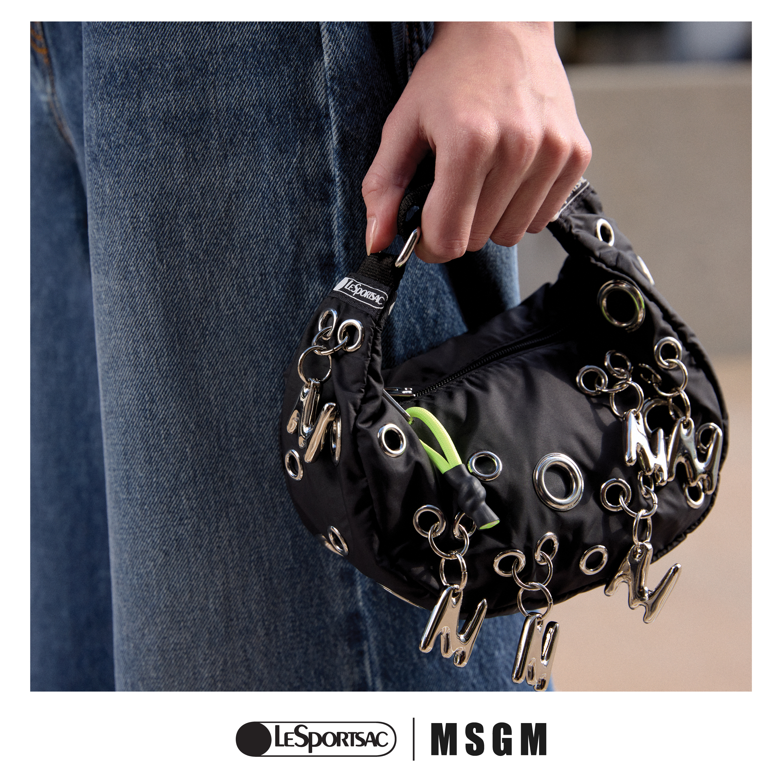 MSGM 吊飾半月包 (LOGO GROMMET BLACK)