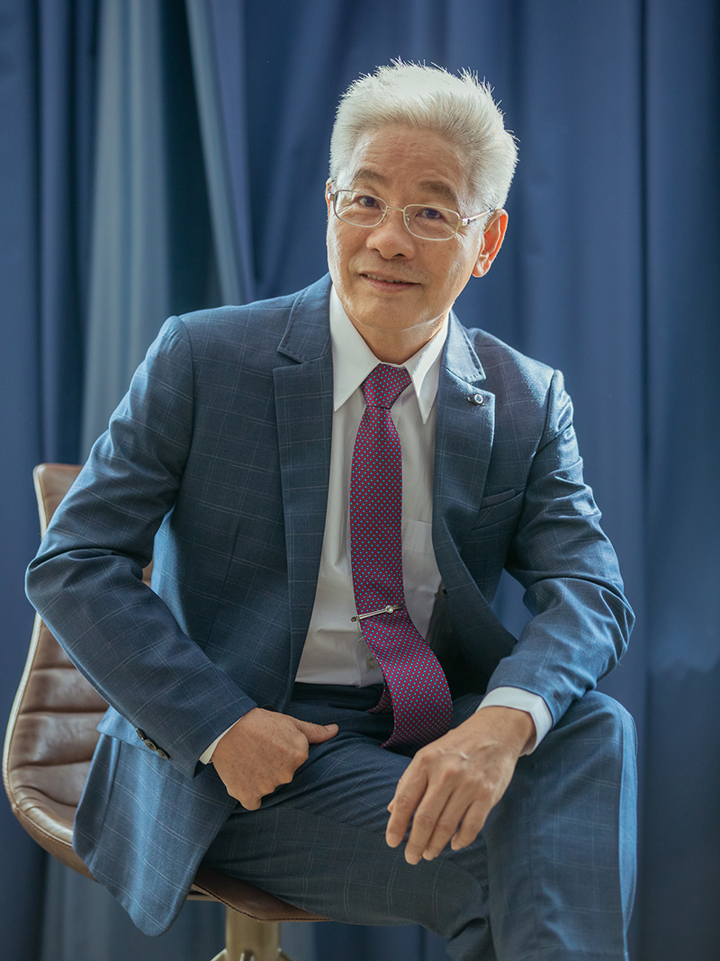 淡江大學傑出校友 迪奧斯許繁清董事長