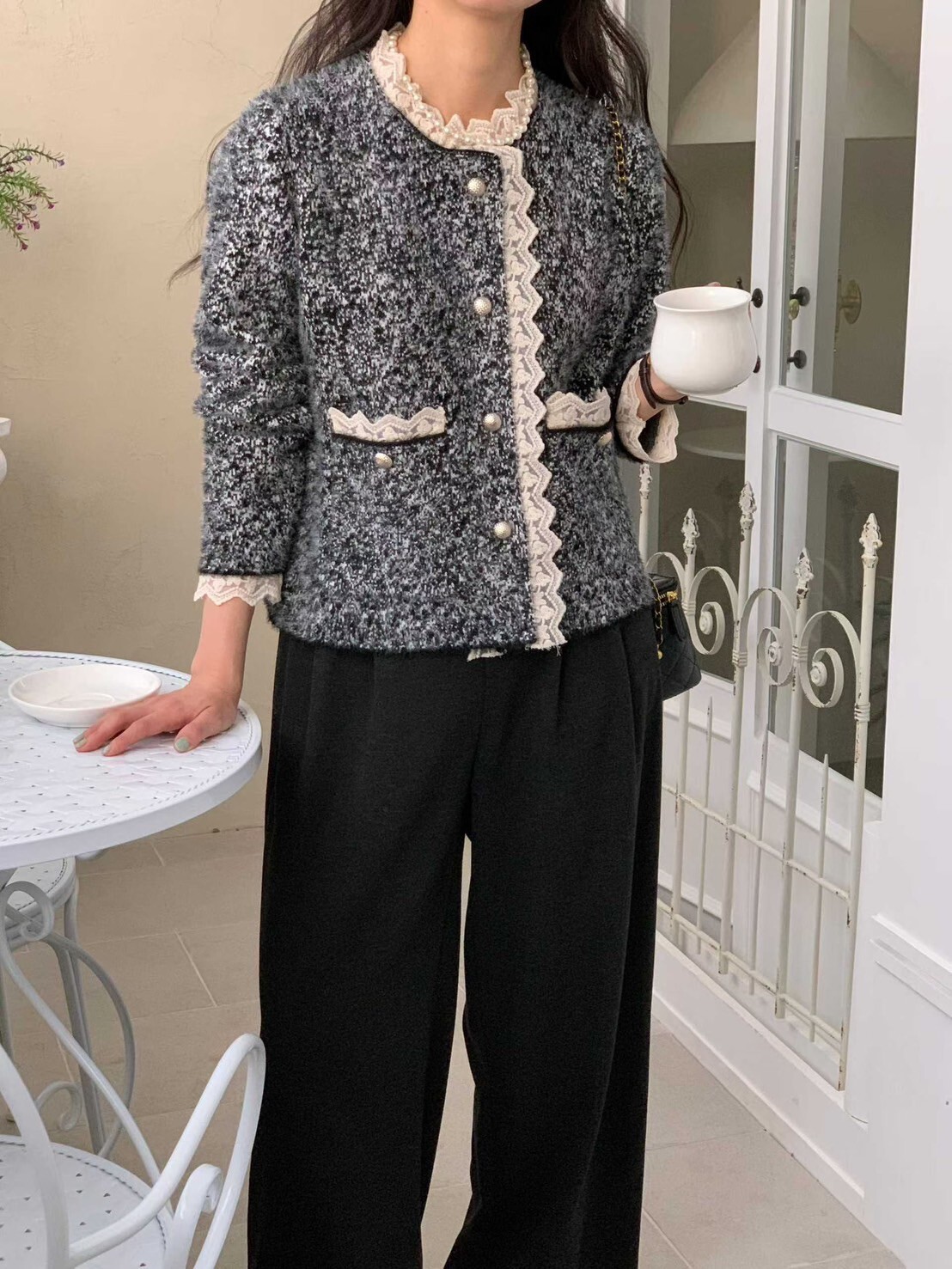 白色蕾絲滾邊混色針織排釦外套 / 3色