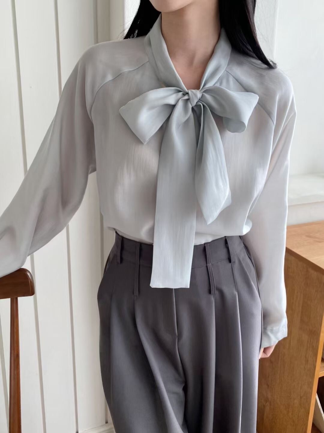 優雅女子綁帶領巾蝴蝶結造型雪紡上衣 / 3色
