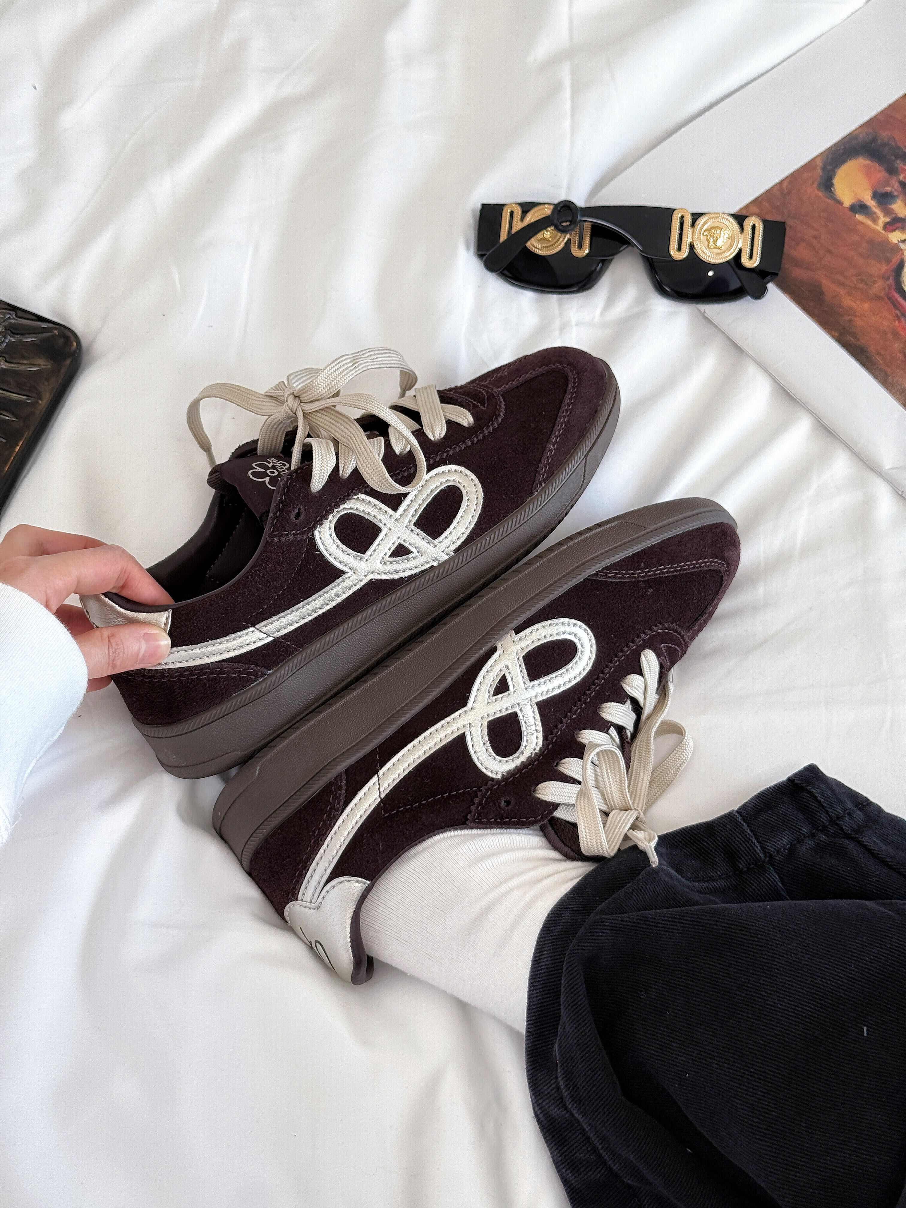 We Flower 小花鞋 麂皮 Y2K 拼接 焦糖底 復古 德訓鞋 咖啡色 銀色 太妃棕/預購