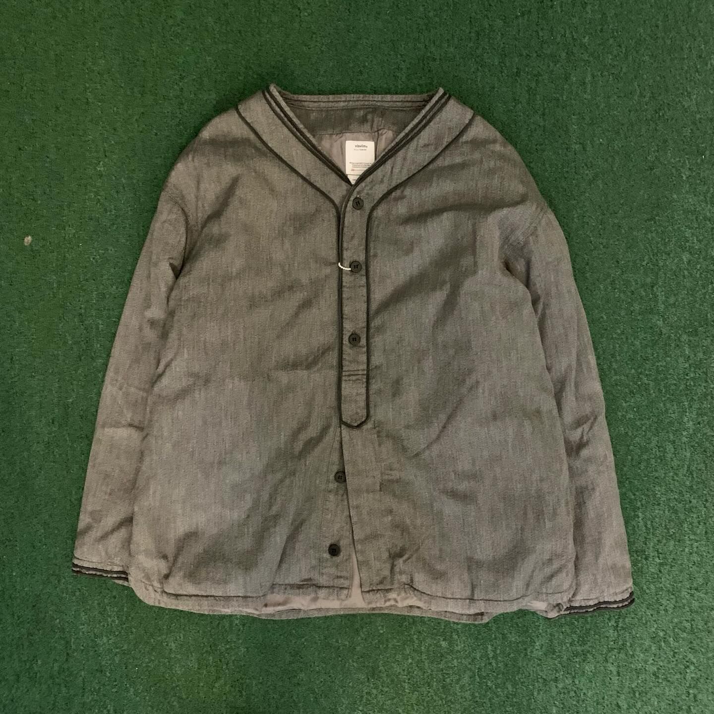 ON SALE: VISVIM DUGOUT CHAMBRAY DOWN L/S - GREY SIZE 3 IN STOCK NOW (現貨發售中)