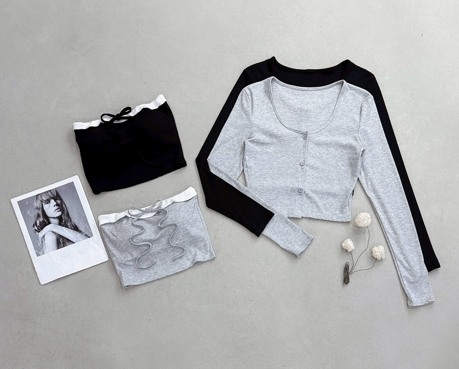 前綁撞色平口罩杯背心+排釦小外套