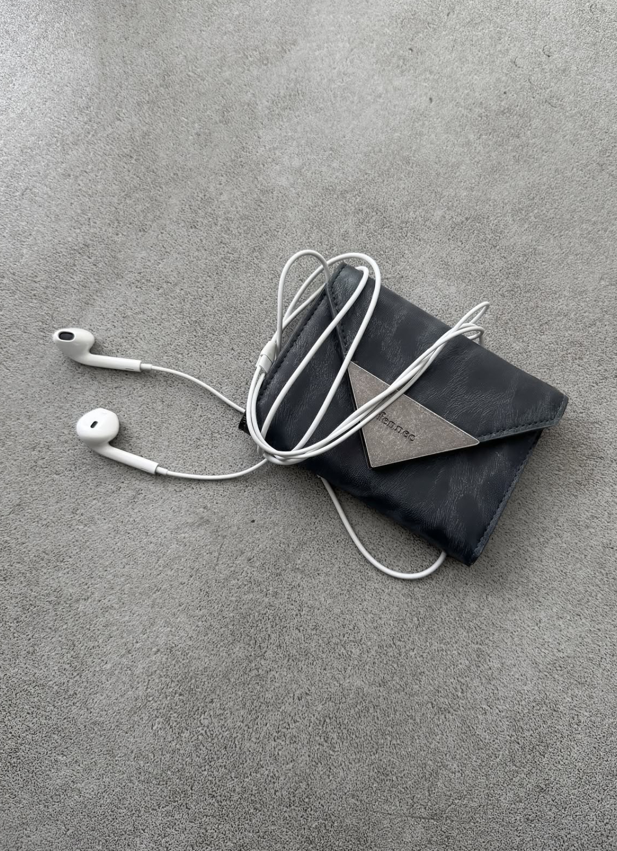 本週限時接單!! 韓國🇰🇷連線 Fennec Triangle Wallet 豹紋 金屬三角短夾 零錢包 皮夾 短夾 卡夾 3色(任買兩件711免運)/預購