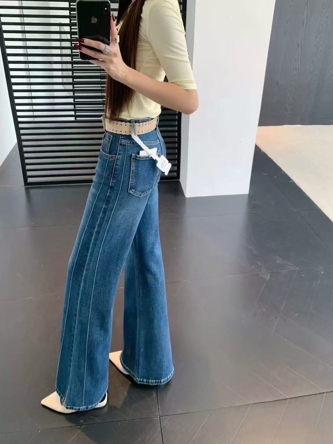 673 斜車線剪裁小喇叭褲