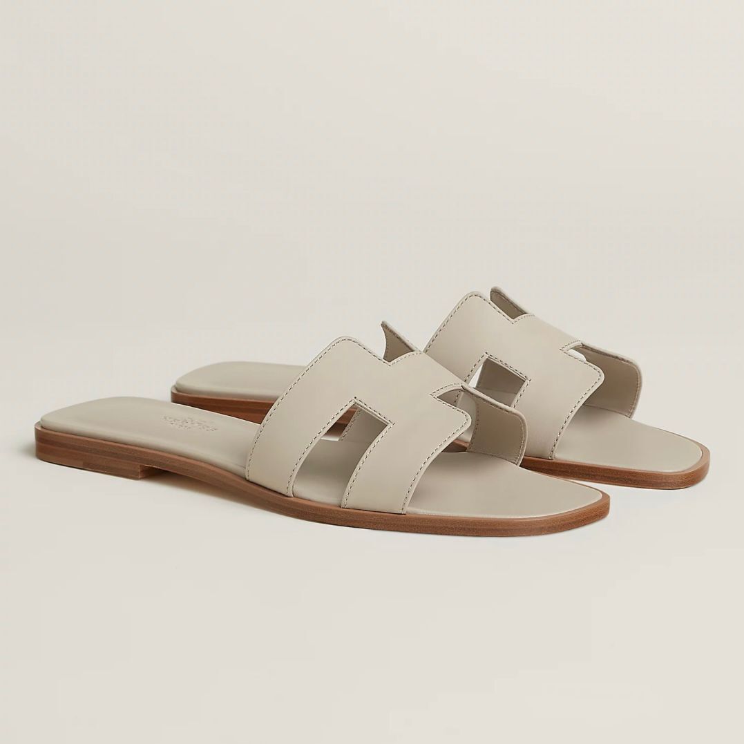 全新HERMES拖鞋 38.5碼 BEIGE平底牛皮Oran sandal #BRAND NEW #香榭站正品
