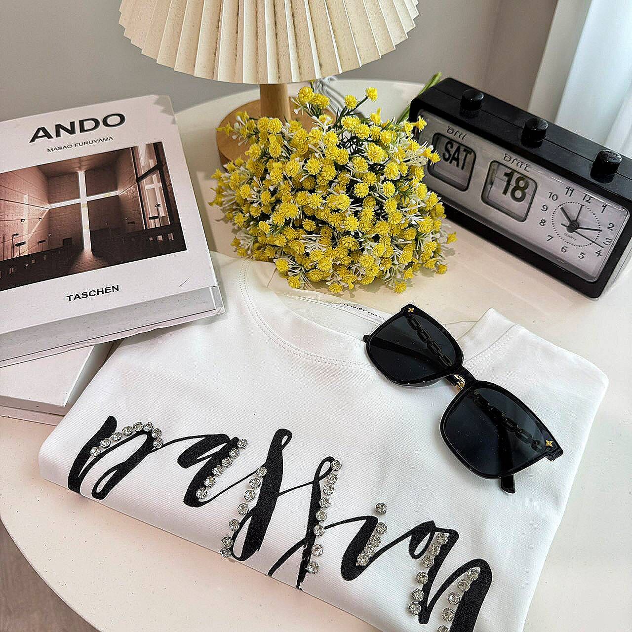 A8038-英文釘鑽棉質上衣