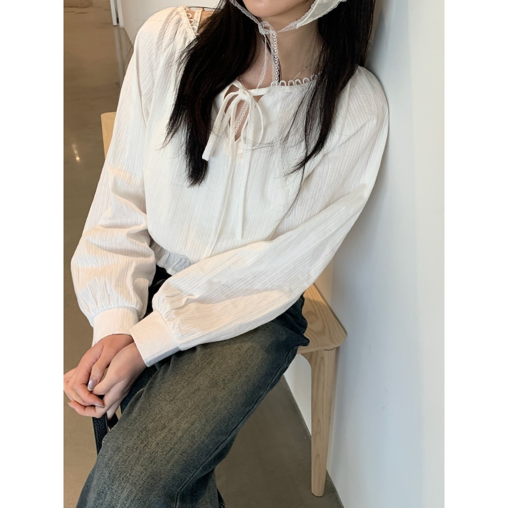 A10 簍空花邊領綁帶上衣 #2833