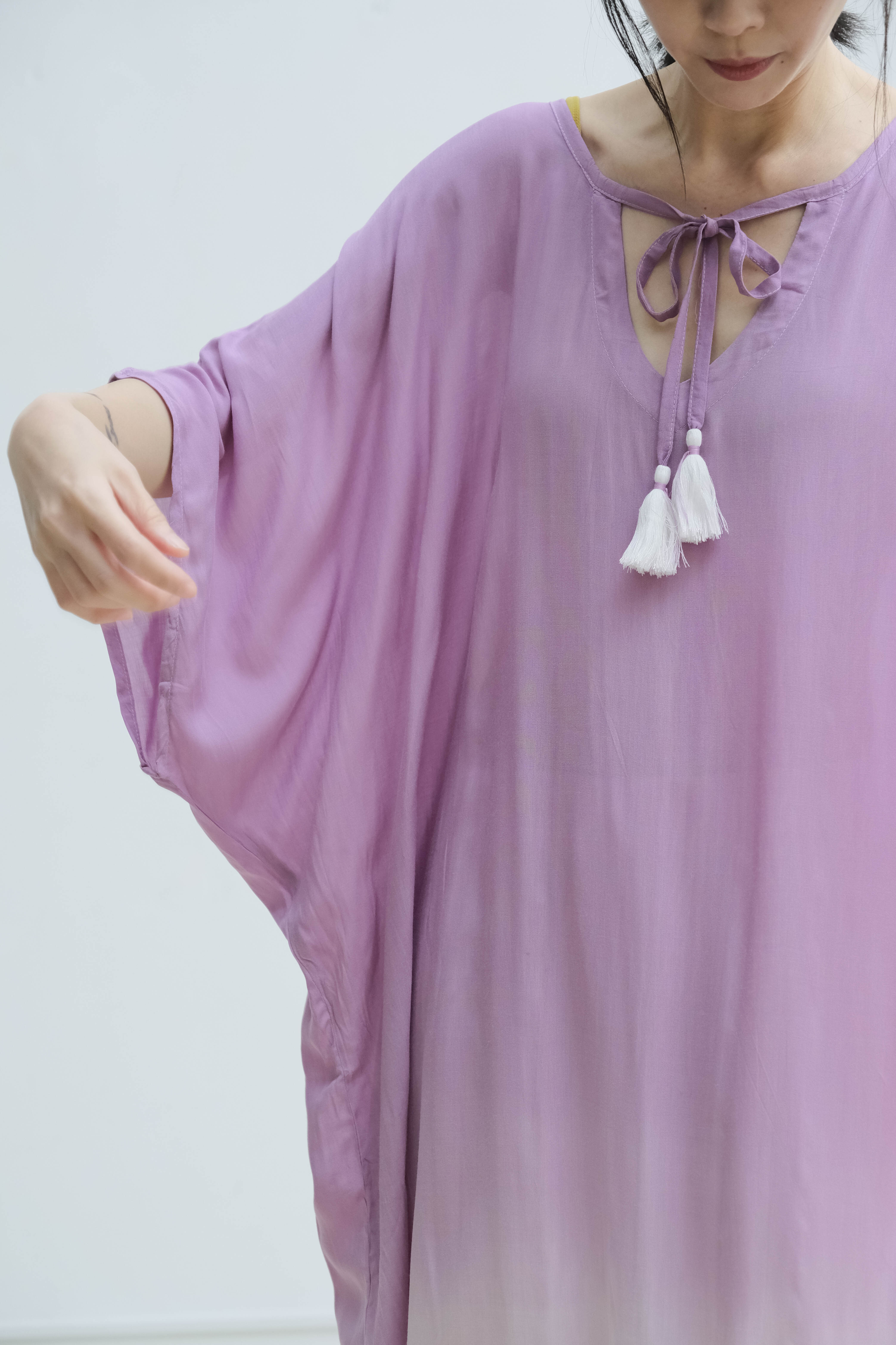 綁帶流蘇漸層洋裝罩衫 / 嫘縈 粉紫