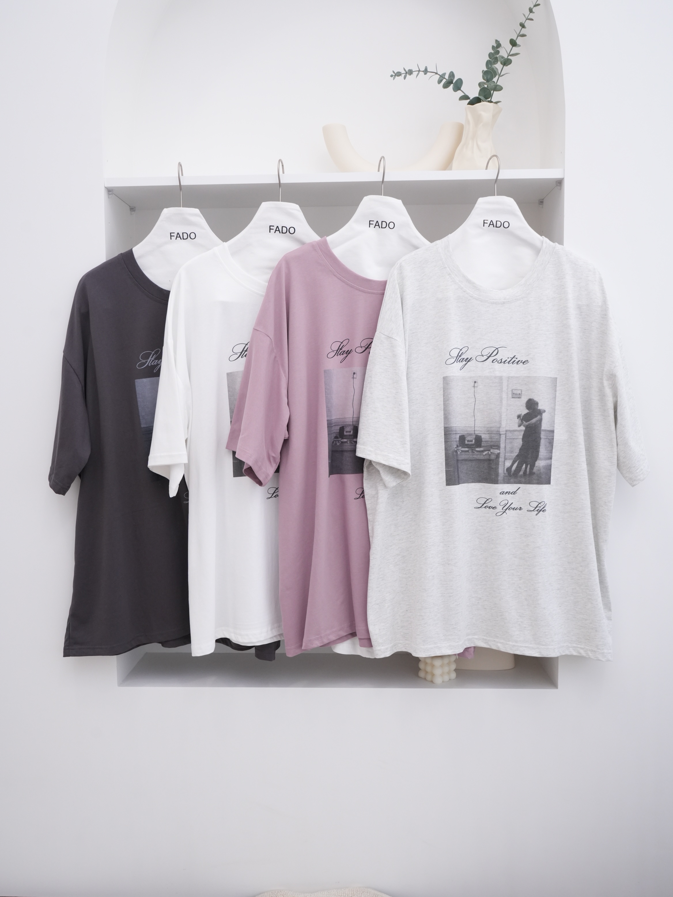 法朵Fado shop｜復古轉印相片圖圓領長版Tee 0215016 四色 {S-XL皆可穿} / oversiz