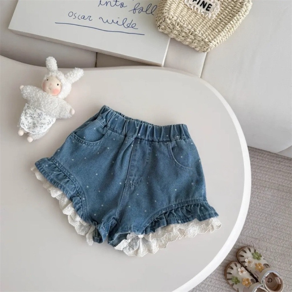 點點緹花邊牛仔短褲