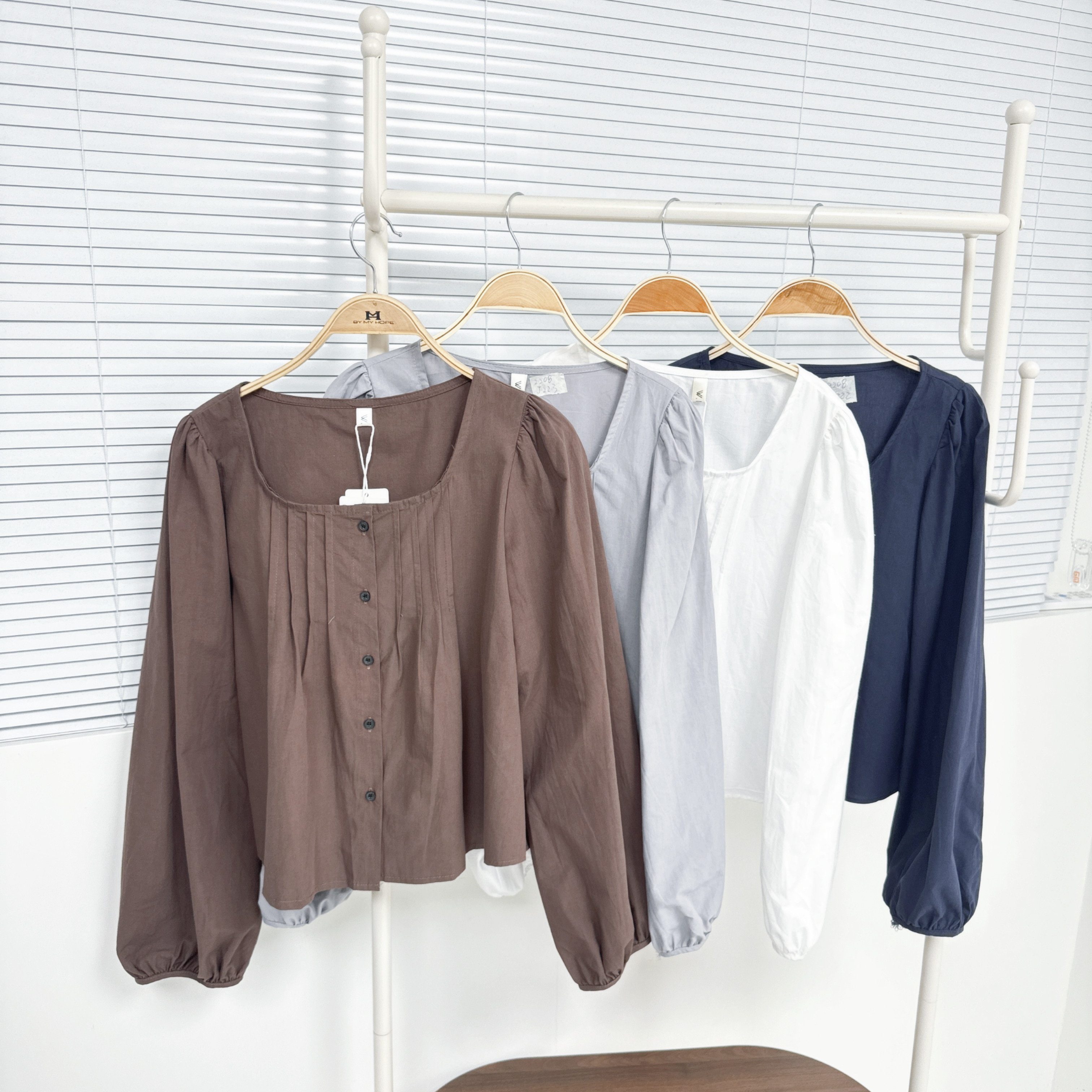 【Hoi2推介】圓領車摺短TOP (K250-K253)