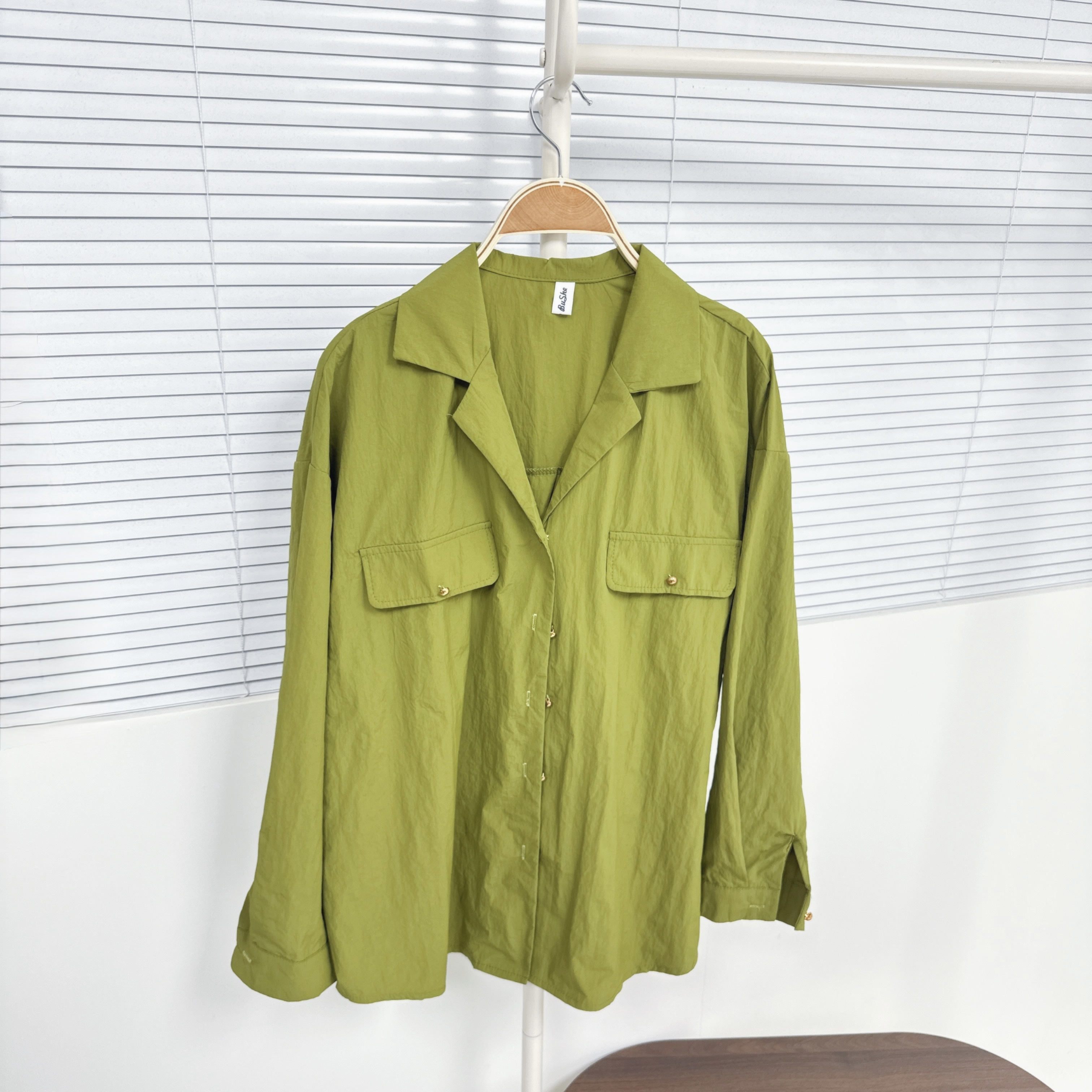 【Hoi2推介】風衣料金鈕裇衫 (K263)