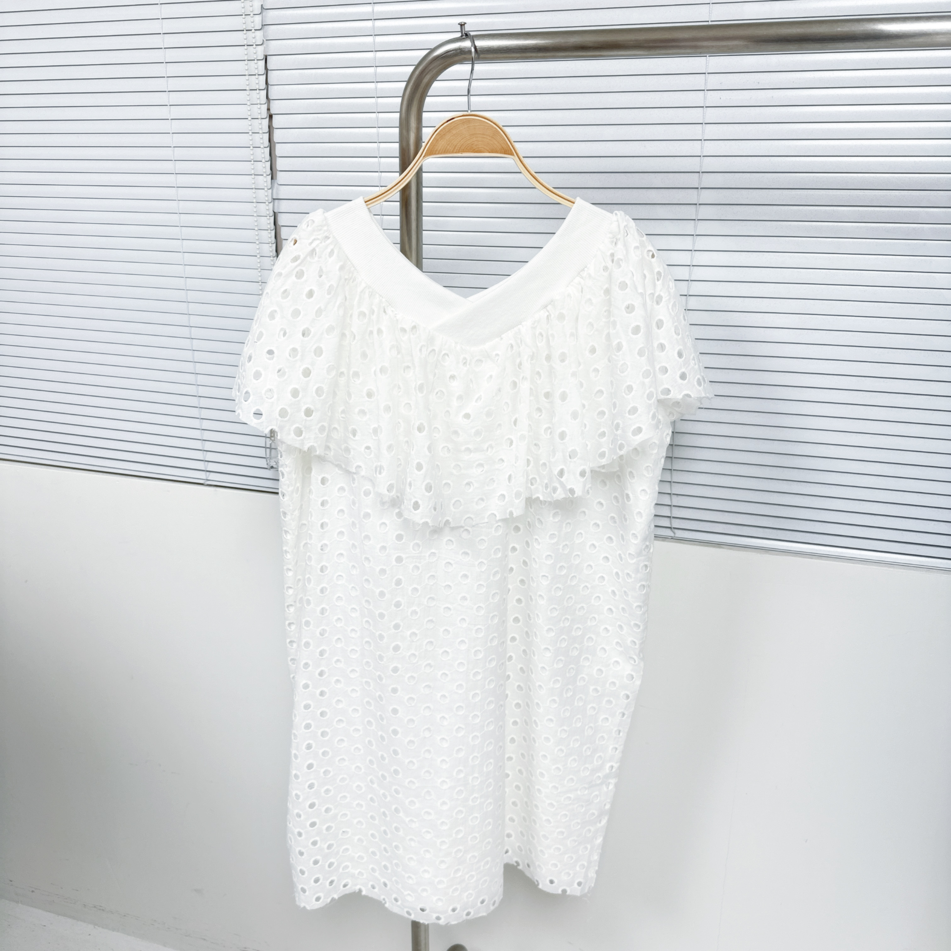 【BONNIE】通窿V領OPS (E216)