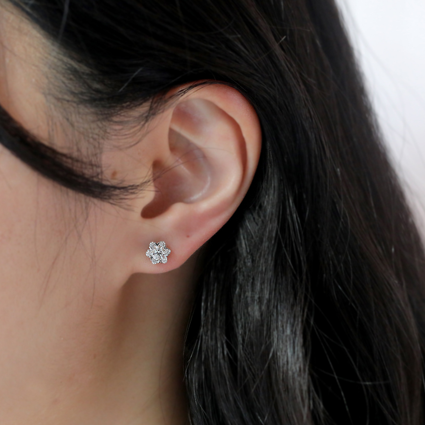 雪花 — GIA60分鑽石耳環