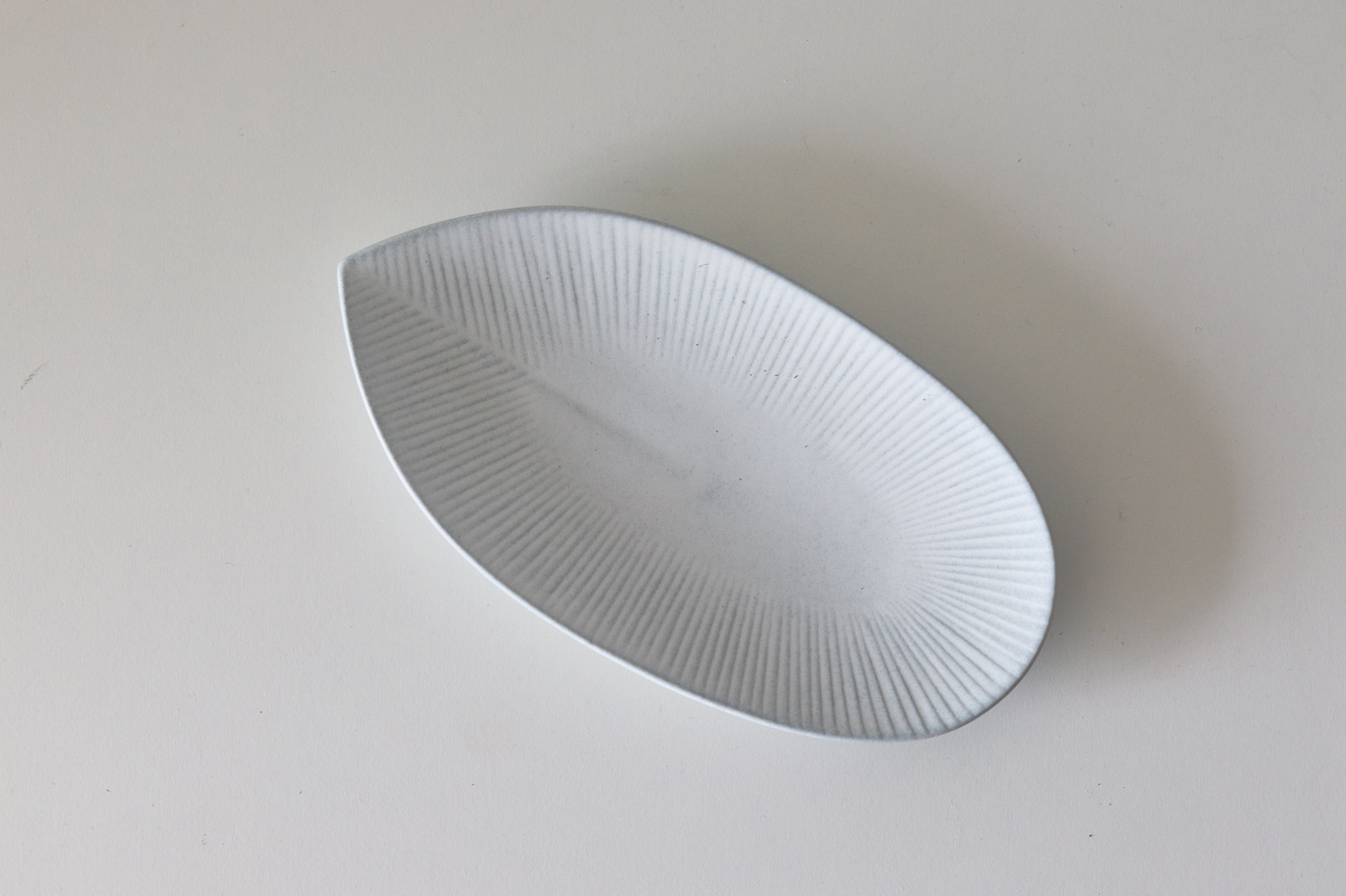 日本 美濃燒 細十草長葉 小菜盤