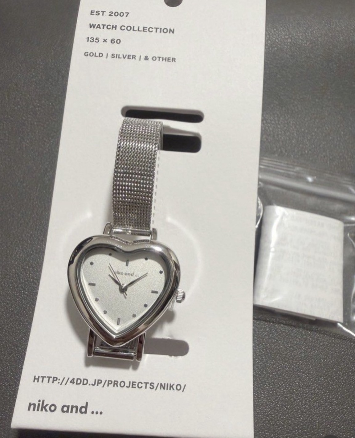 <怦然心動💗>niko and ... 復古愛心手錶 心型