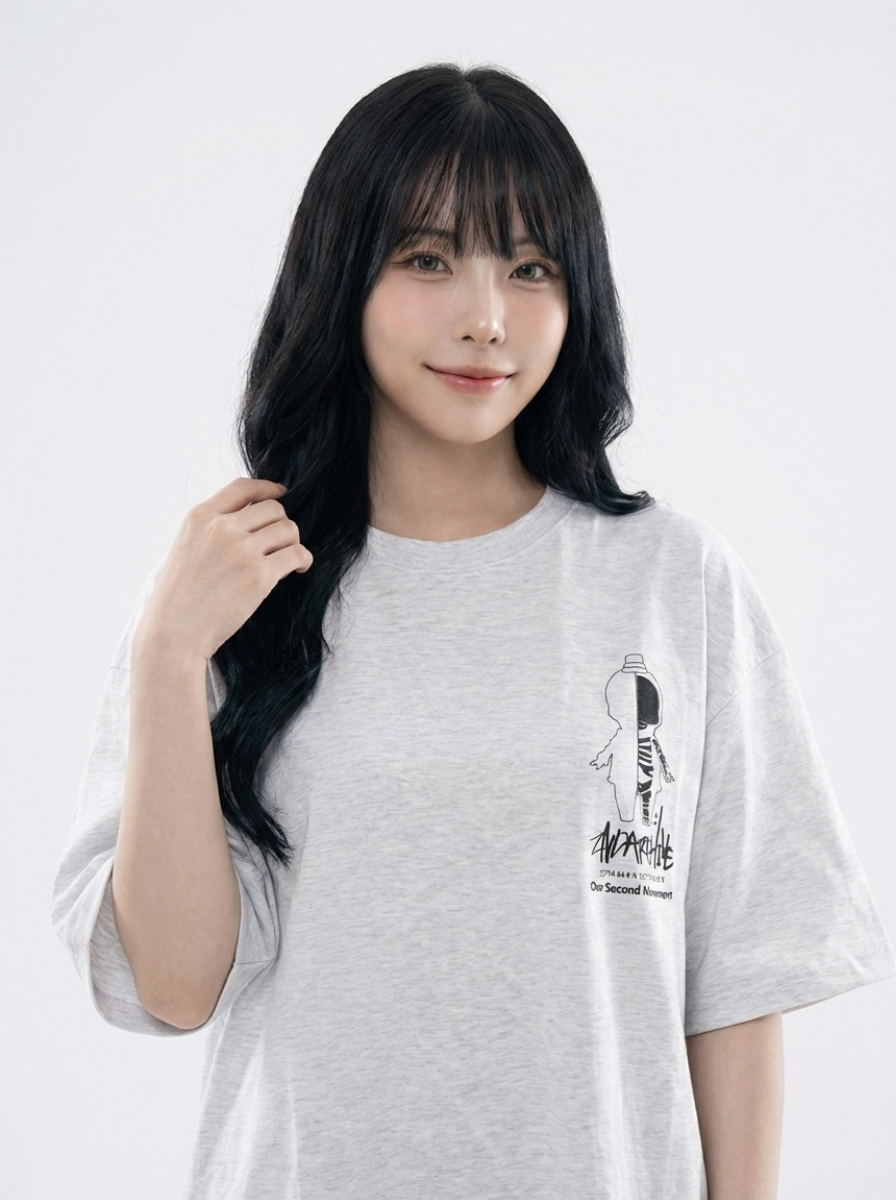 現貨 This is not a joke x 2nd ARCHIVE crossover 反光tee (背部沒公仔版)